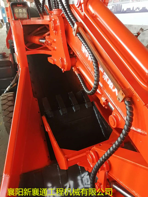1601874827178280.jpg 皮带耙斗扒渣机2.jpg