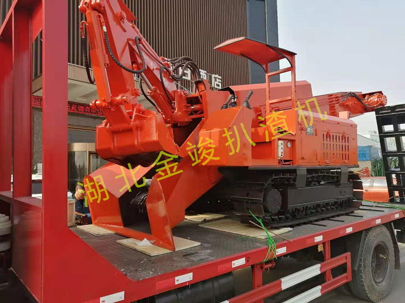 履带刮板扒渣机 履带刮板12-08-03.jpg