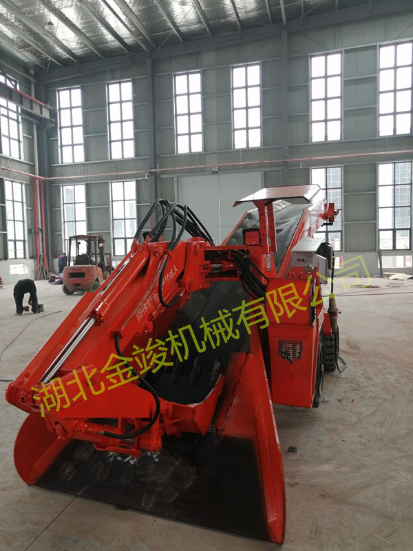 轮式皮带扒渣机 轮式皮带扒渣机2.jpg